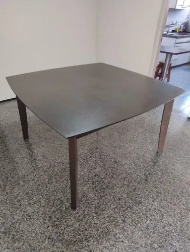 Mesa de jantar - 8 lugares