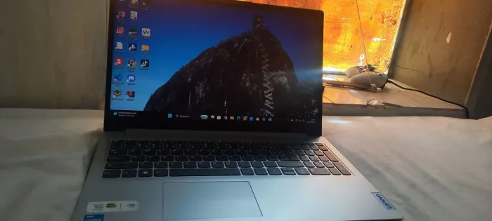 Lenovo Ideaped 1 com processador i5 e Ssd