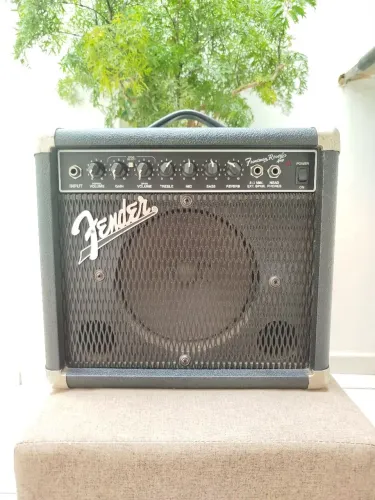 Amplificador guitarra fender frontman