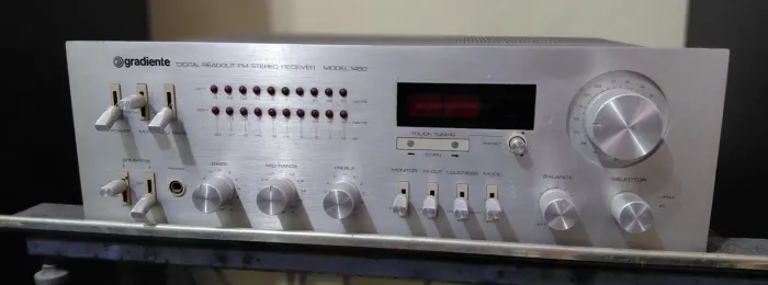 RECEIVER GRADIENTE MODEL: 1450