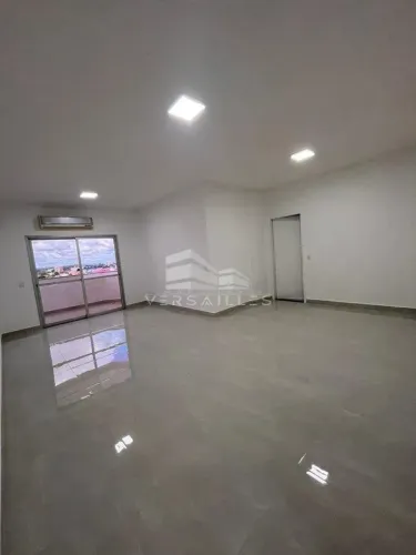 Apartamento no Cond. França(torre Lyon)