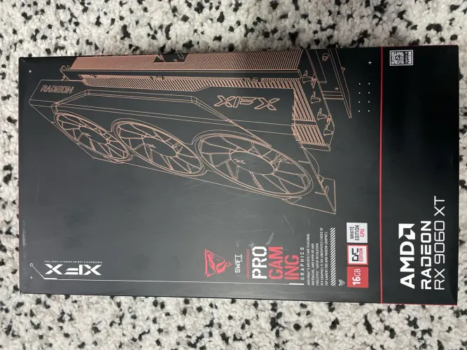 Placa de video - Amd Radeon RX 9060 XT - 16 go