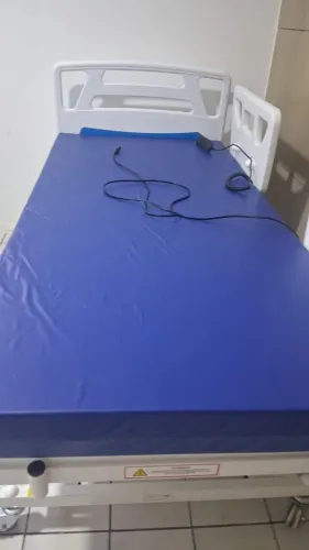 CAMA HOSPITALAR ELÉTRICA 7 POSIÇÕES - NOVA, SEM USO