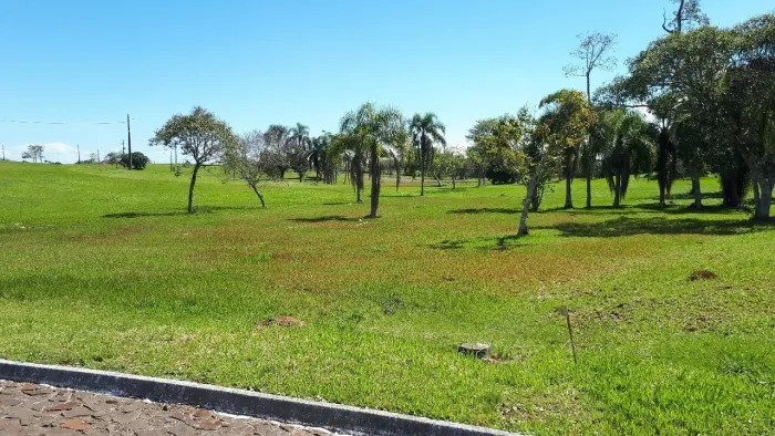Terreno à venda no Bouganville