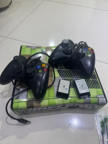 Xbox 360 com Kinect