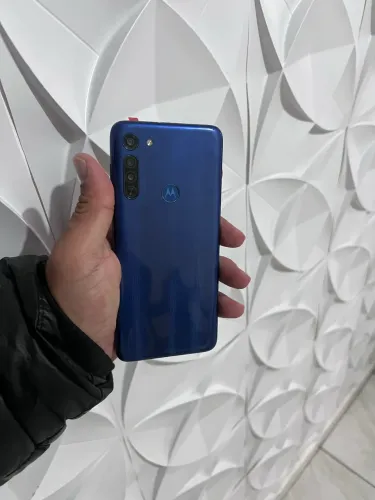 Celular moto g8