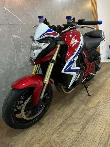 Honda CB 1000R ano 2012!