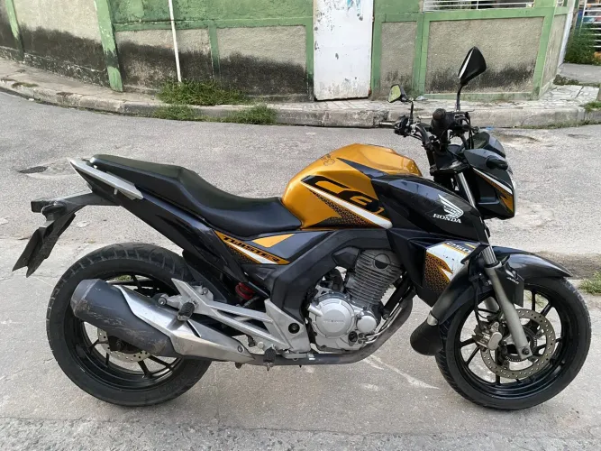 Cb Twister 2020 a venda