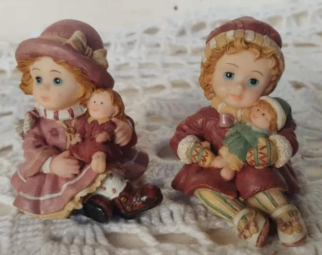 Dupla de Bonequinhas Vintage - Coleção Afetiva