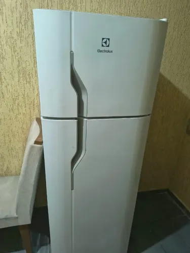 Geladeira Electrolux 127W