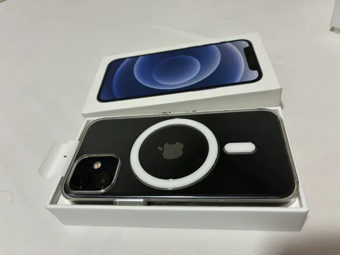 iPhone novinho 12 mini 256