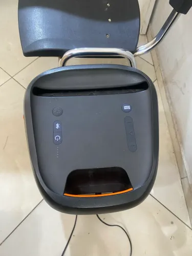 Jbl partybox 100 