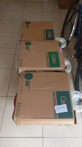 Vendo uma caixa acoplada