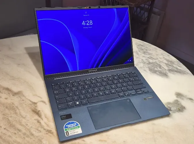 Notebook Asus ZenBook 14, Intel Core Ultra i7-155H, 16GB/1TB SSD, Tela 14", Win11