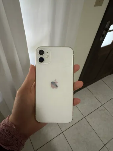 Iphone 11 usado - 128gb Branco