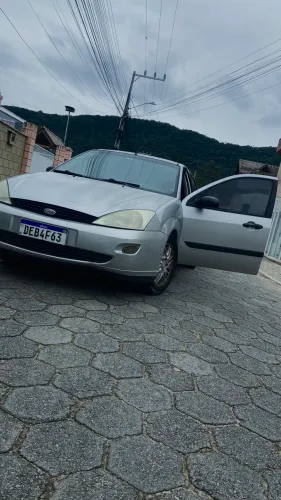 Ford Focus Sedan 2.0 16v/2.0 16V Flex 4P 2001