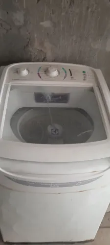 Vendo. Não tenho interesse em consertar.
