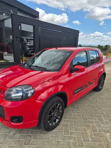 Fiat Uno Sporting 1.4 EVO Fire Flex 8V 4P 2012