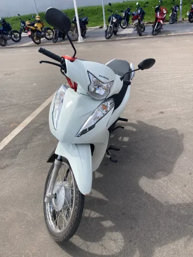 Vendo ou troco com carro