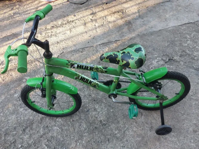Bicicleta aro 16 do hulk