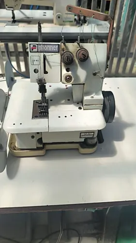 Máquina de Costura Galoneira Industrial