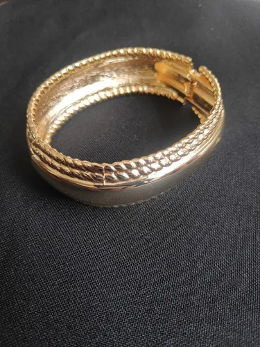 Pulseira com banho de ouro