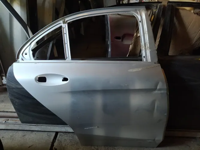 Porta Mercedes C180 C200 C250 C300 2015 2016 2017 2018