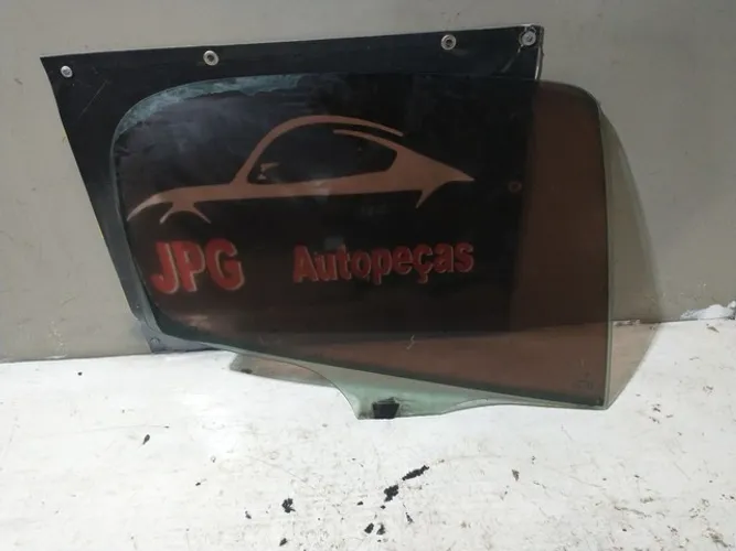 Vidro traseiro direiro Peugeot 206 4p 