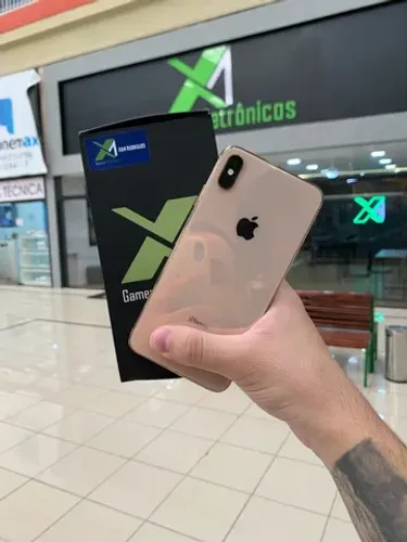 IPhone XS maxx dourado sem detalhes - garantia 