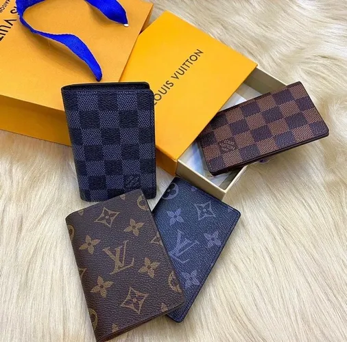 Carteiras e Porta cartão Louis Vuitton, Gucci, Montblanc