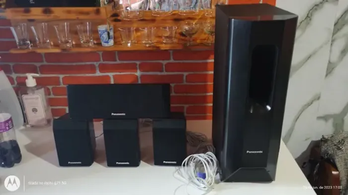 Caixas Panasonic e sub pra home novas. Leia