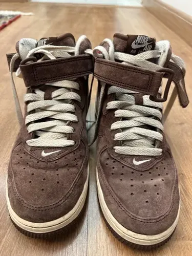 Nike AIR FORCE 1 MID '07