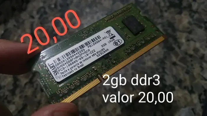 Memoria Ram 2gb ddr3 ( excelente estado )