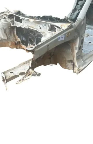 Caixa de roda lado esquerdo Vw Polo 2009 2014