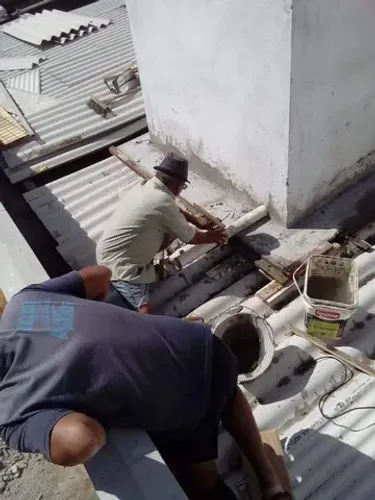 Paulo rufo e telhados consertos e reparo tiramos Goteiras capote colocação de manta fria