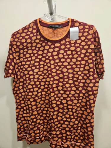 Camiseta da Shoulder <br>Tamanho G <br>Nunca usada