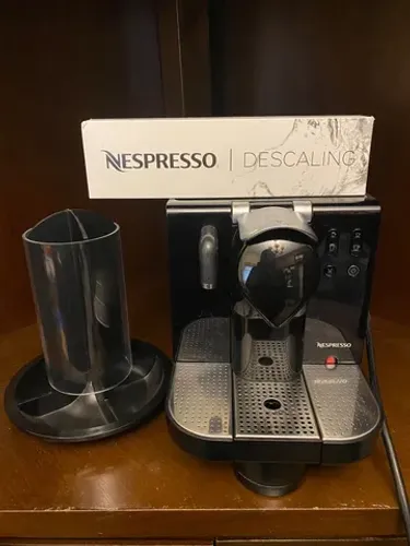 máquina de café nespresso usada