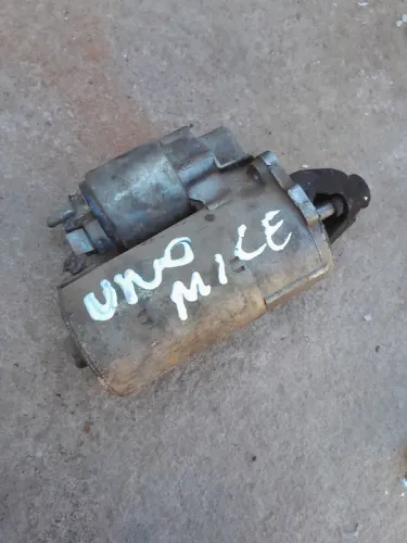 Motor de arranque do uno