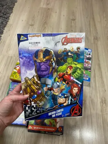 Quebra-cabeça Avengers 100 peças