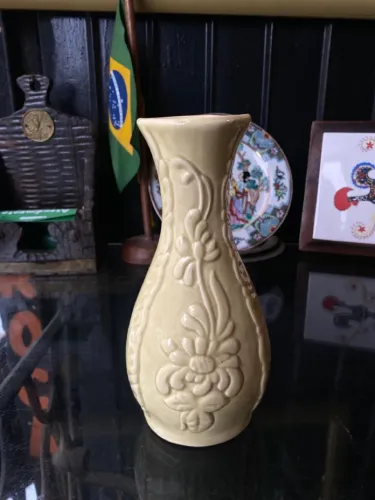 Pequeno vaso em porcelana