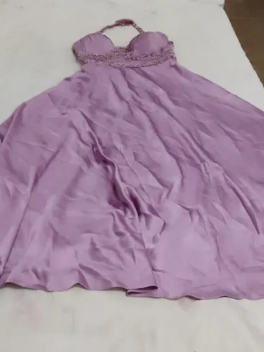 Vestidos de festas semi novos