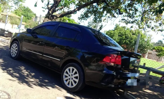 Volkswagen Voyage Comf/highli. 1.6 MI T.flex 8V 4P 2010