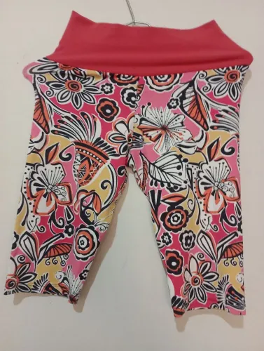 Calça Legging Floral Vibrante