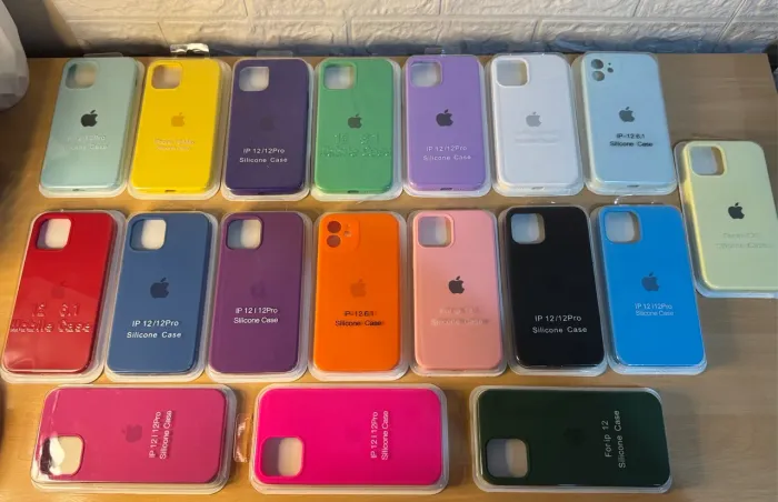 Cases de silicone iPhone 12/12 Pro