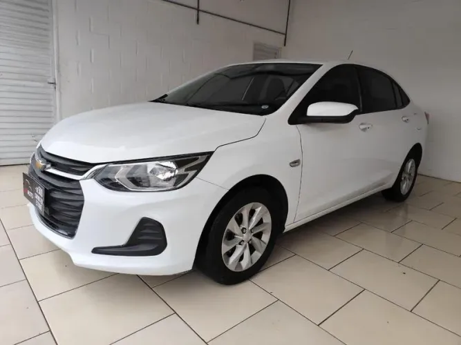 ONIX SEDAN Plus LT 1.0 12V Flex 4p Mec.