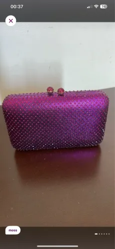 Clutch, um luxo. Peça artesanal feito à mão. Peça vintage e rara.