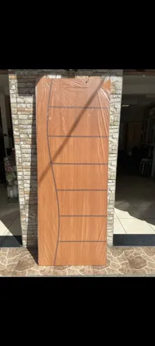 OFERTA IMPERDÍVEL - PORTA MADEIRA FRISADA E ENCERADA 2.10X60,70 OU 80CM 