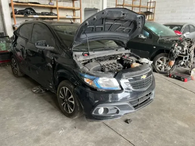 SUCATA CHEVROLET ONIX 1.4 LTZ 2014