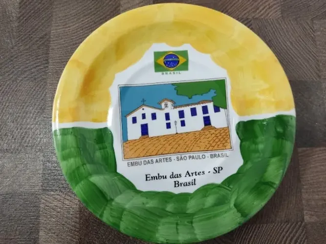 Prato Decorativo Lembrança de Embu das Artes SP 14,5cm Porcelana