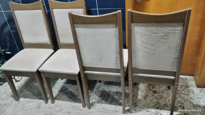 Conjunto de Cadeiras de Jantar 